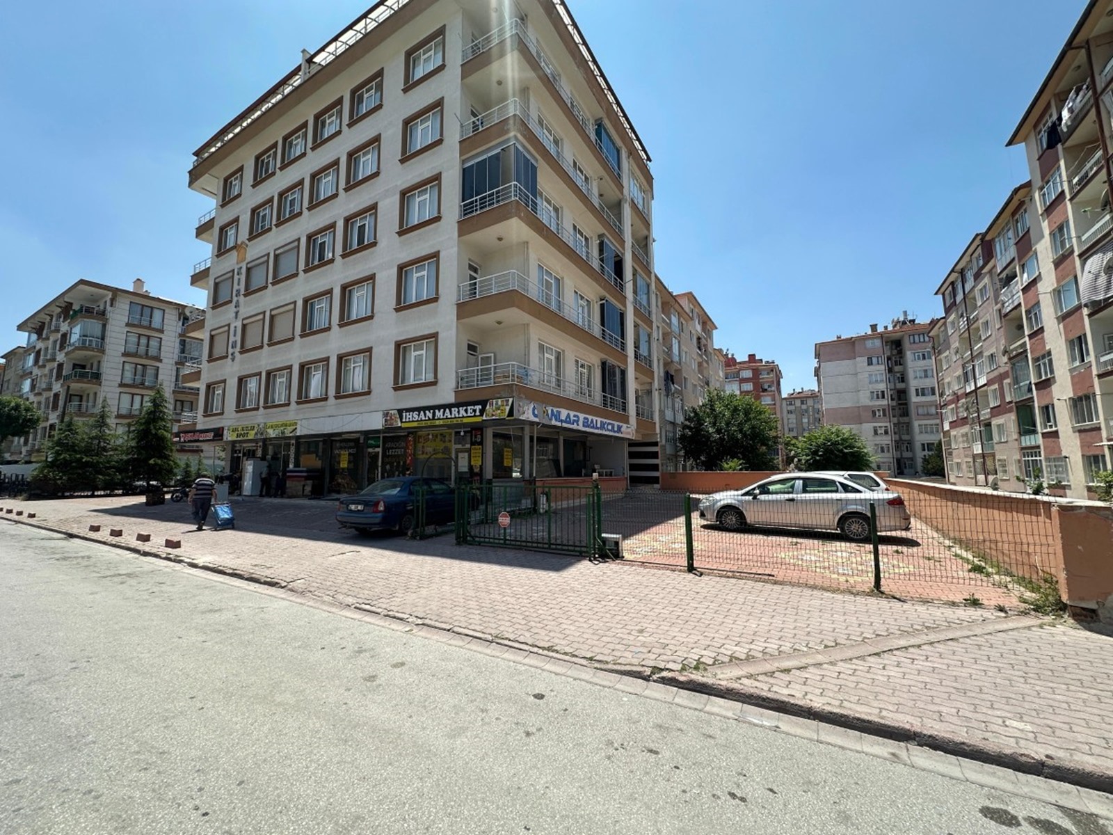 IŞIKLAR MH ALEADDİN İLKOKULU CİVARI 1+1 EŞYALI DAİRE