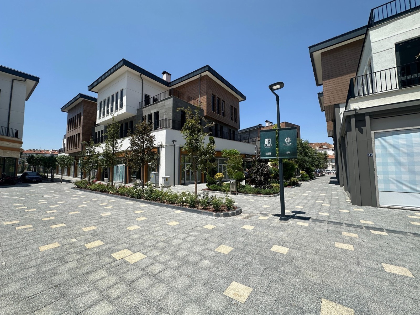 SAHİBİATA MAH TARİHİ SUR İÇİ ÇARŞISINDA 50m² KİRALIK DÜKKAN