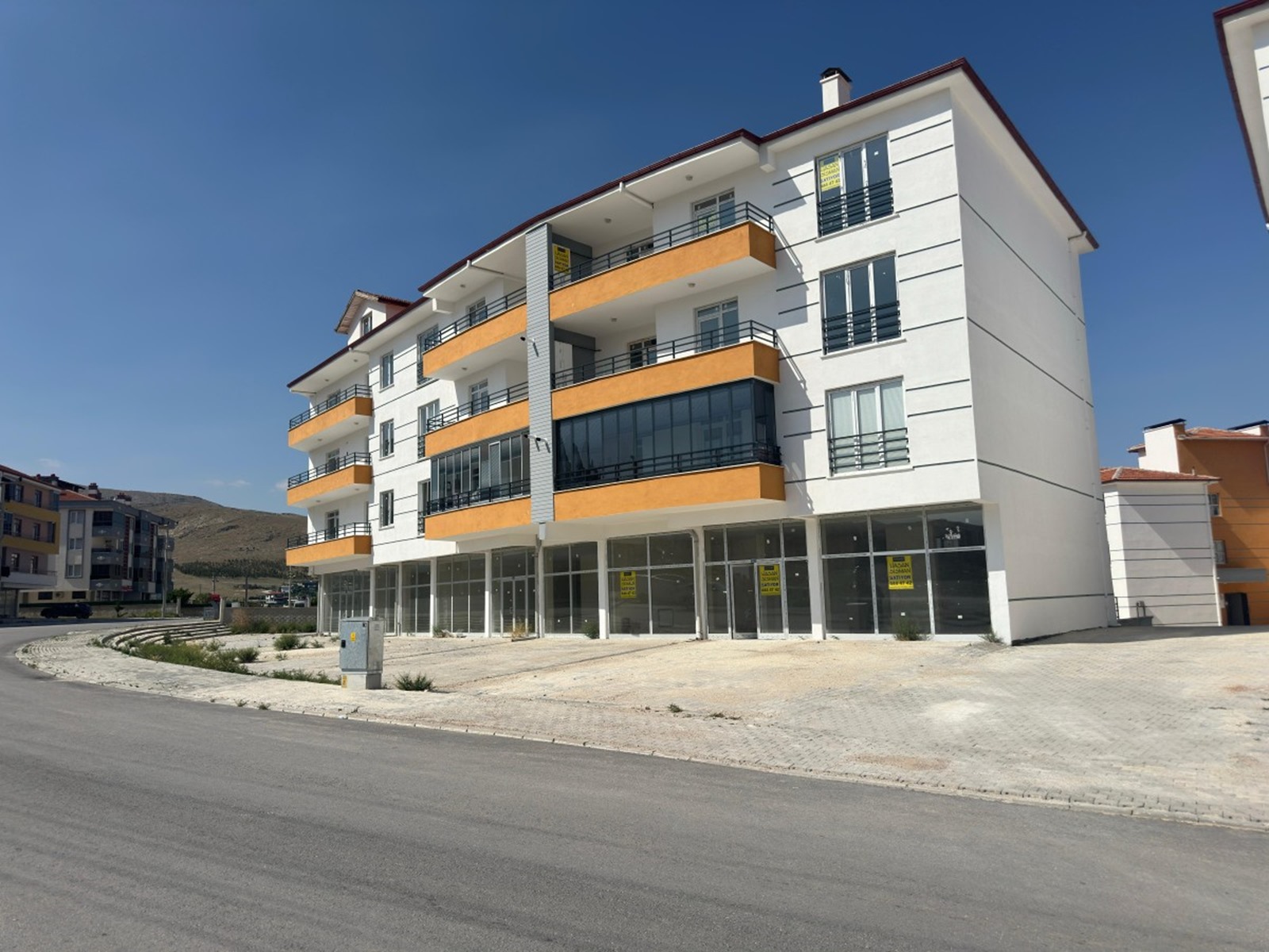 SELAHADDİNİ EYYUBİ MAHALLESİNDE SATILIK 3+1 SIFIR DAİRE