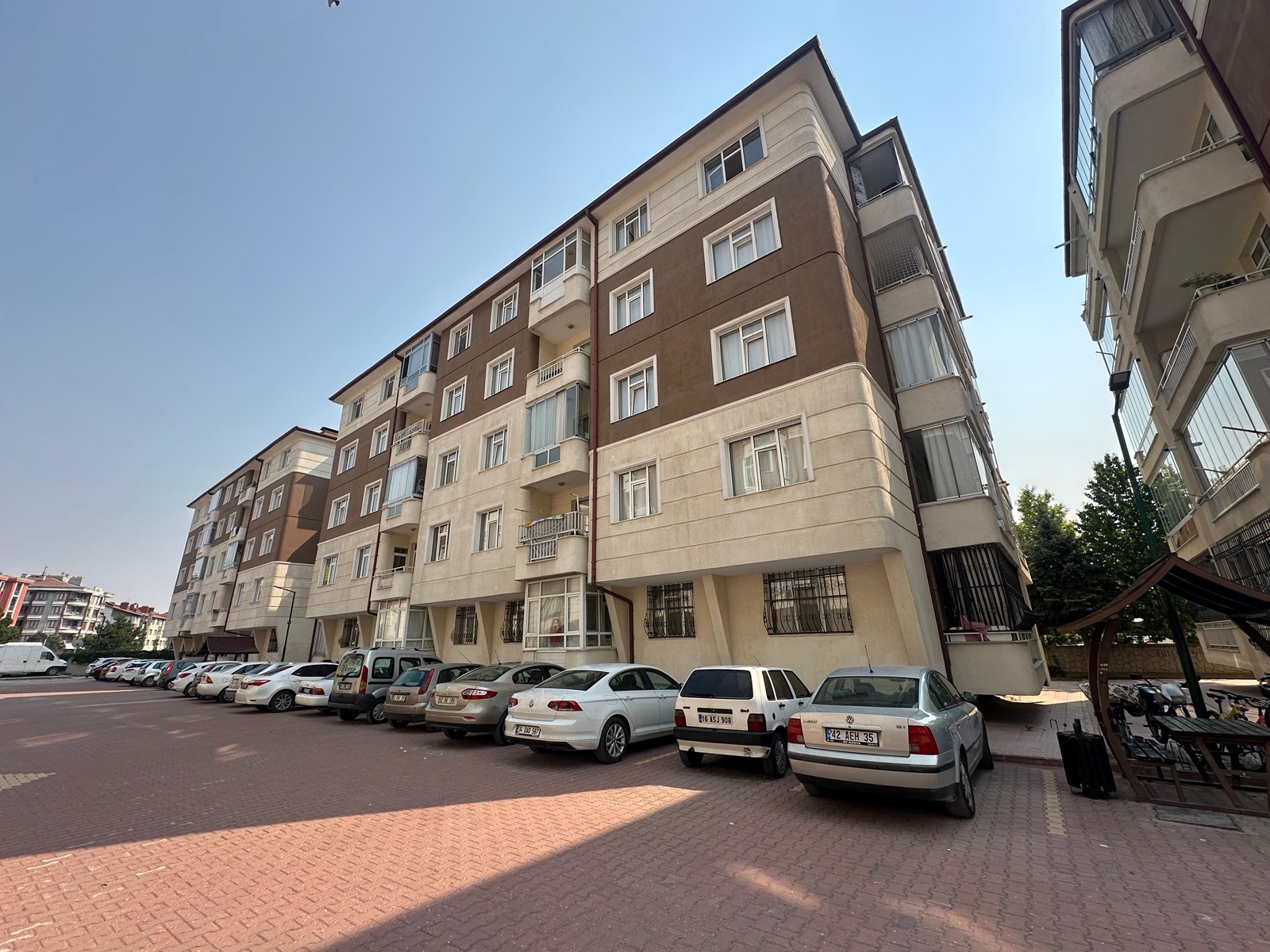 DEDEMAN CİVARI ÇEVREYOLU ÜZERİ 3+1 SATILIK DAİRE