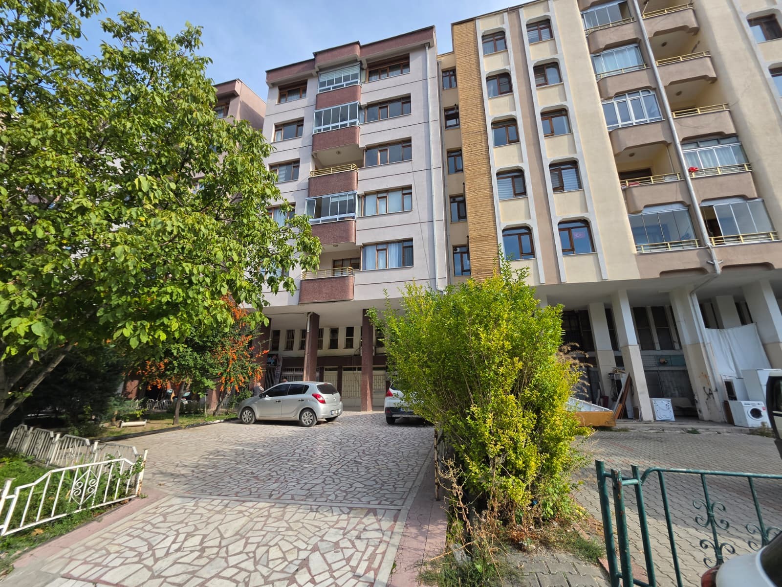 NİŞANTAŞ MAH İBRAHİM YAPICI OKULU YANI SATILIK ARA KAT DAİRE